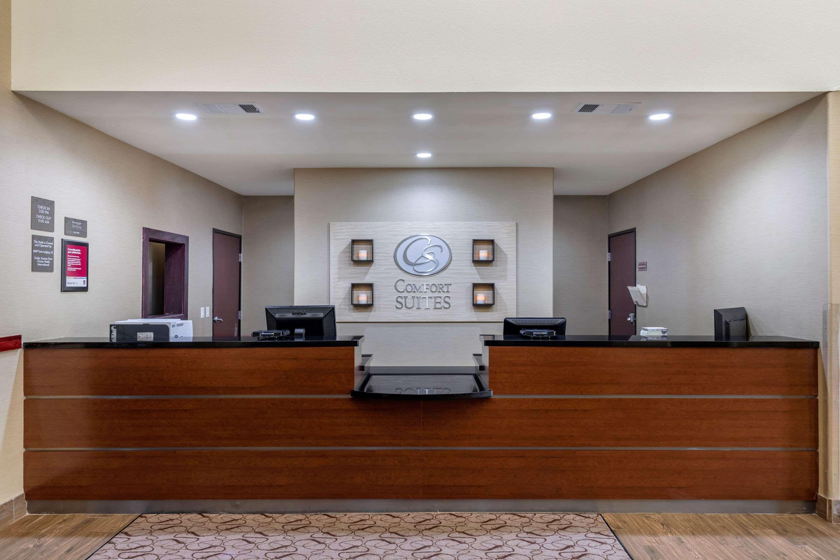 Comfort Suites Ennis Luaran gambar