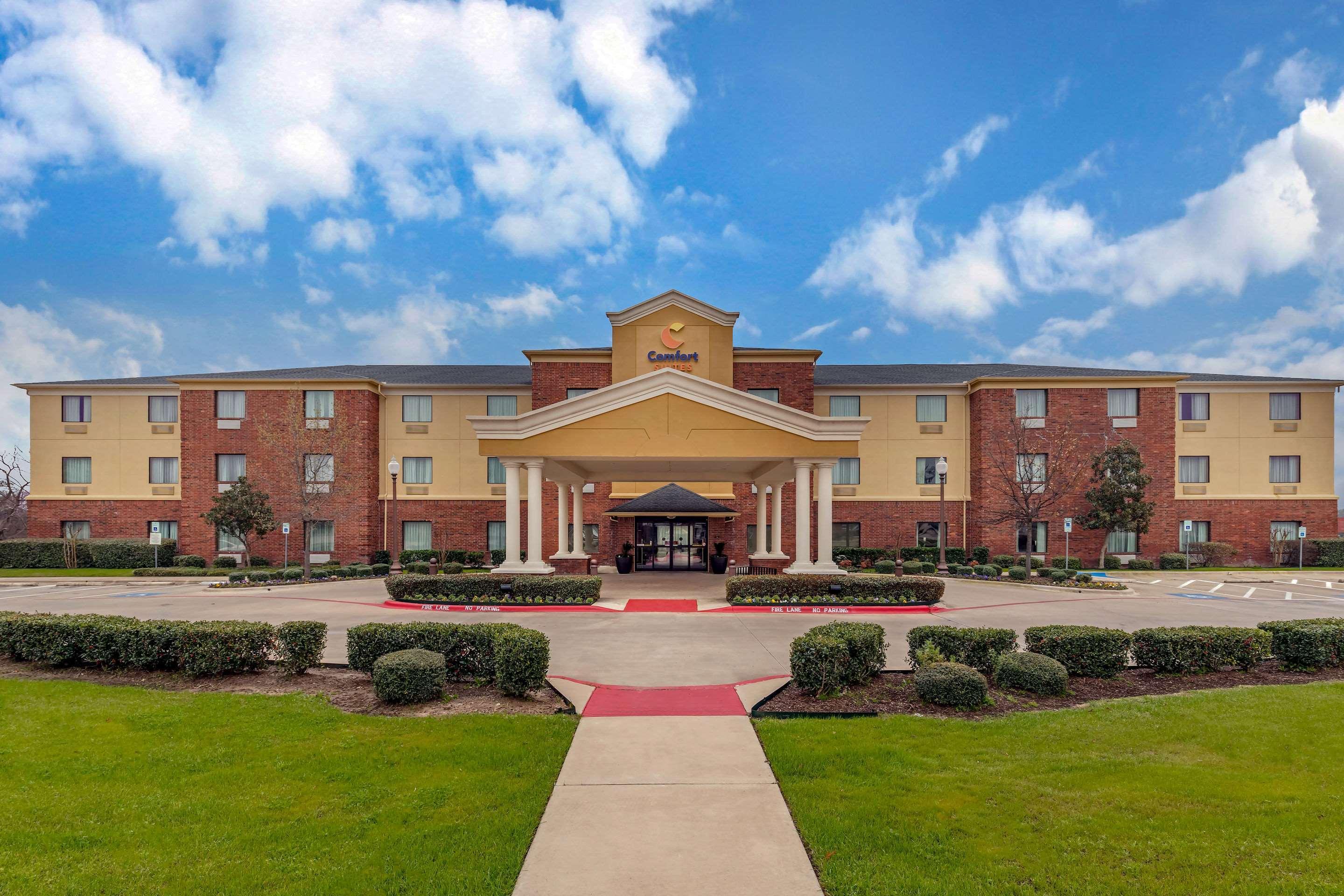 Comfort Suites Ennis Luaran gambar