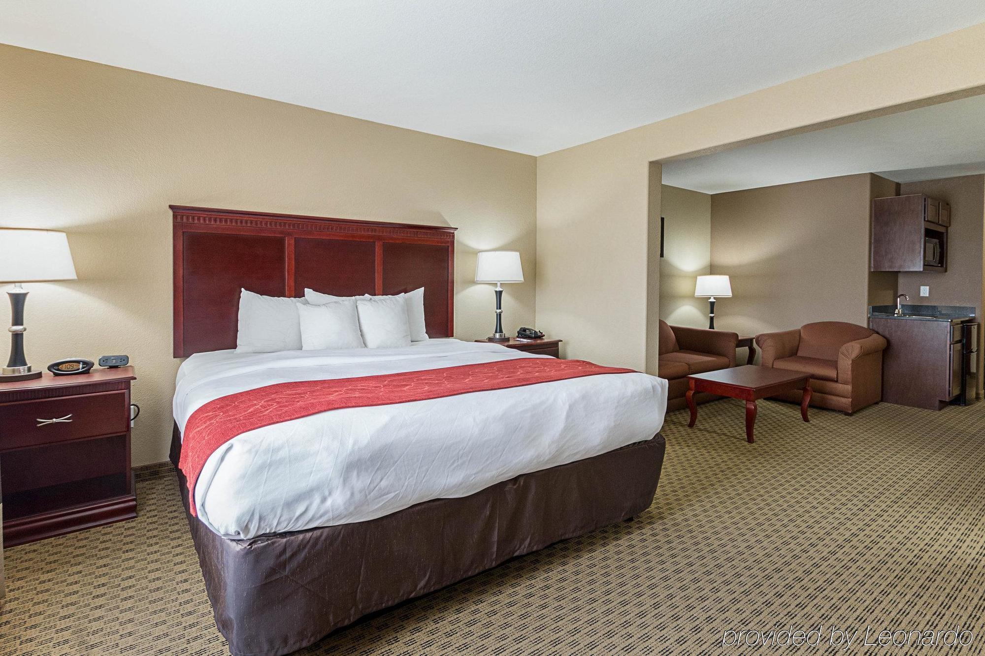 Comfort Suites Ennis Luaran gambar