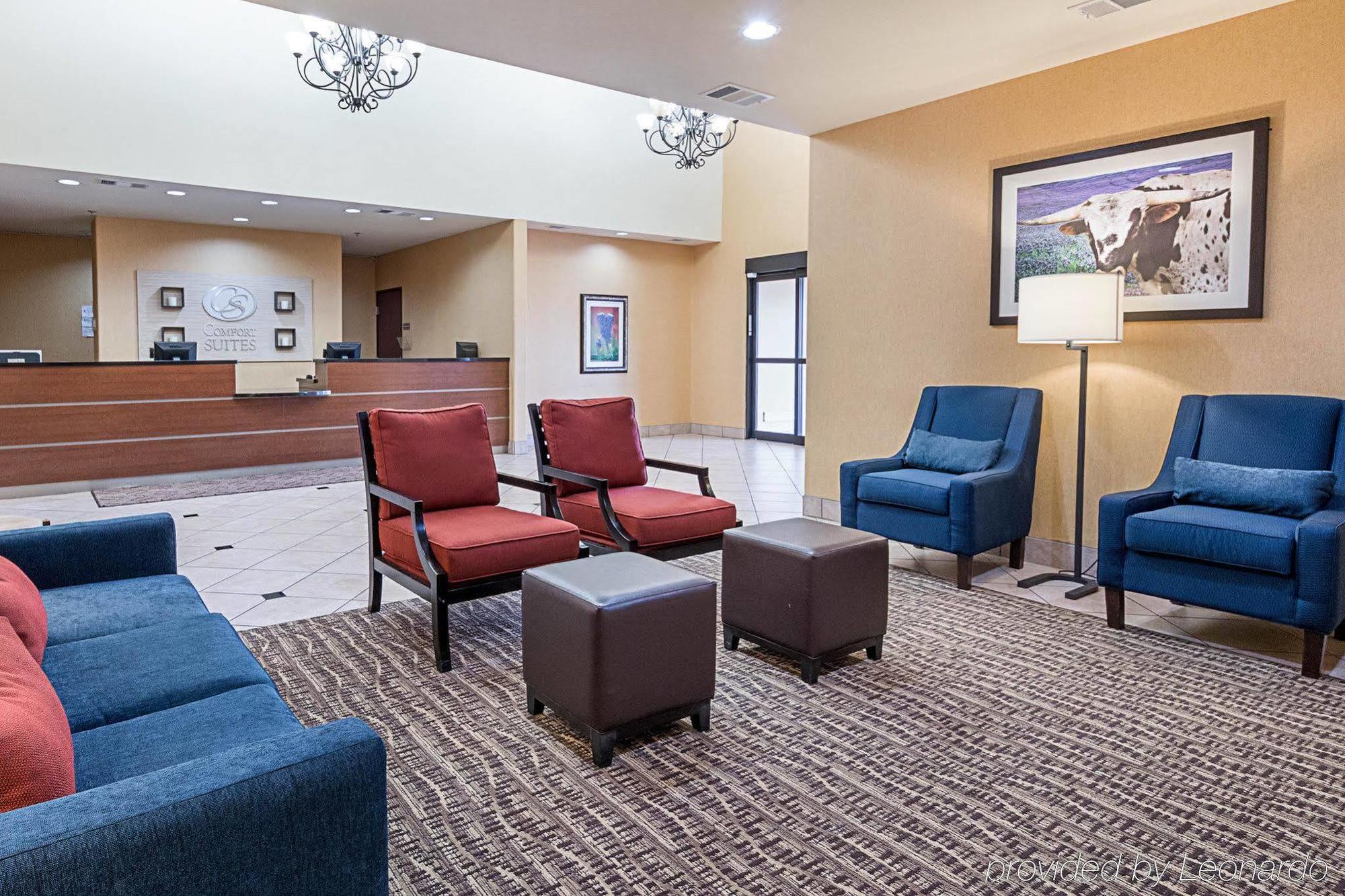 Comfort Suites Ennis Luaran gambar
